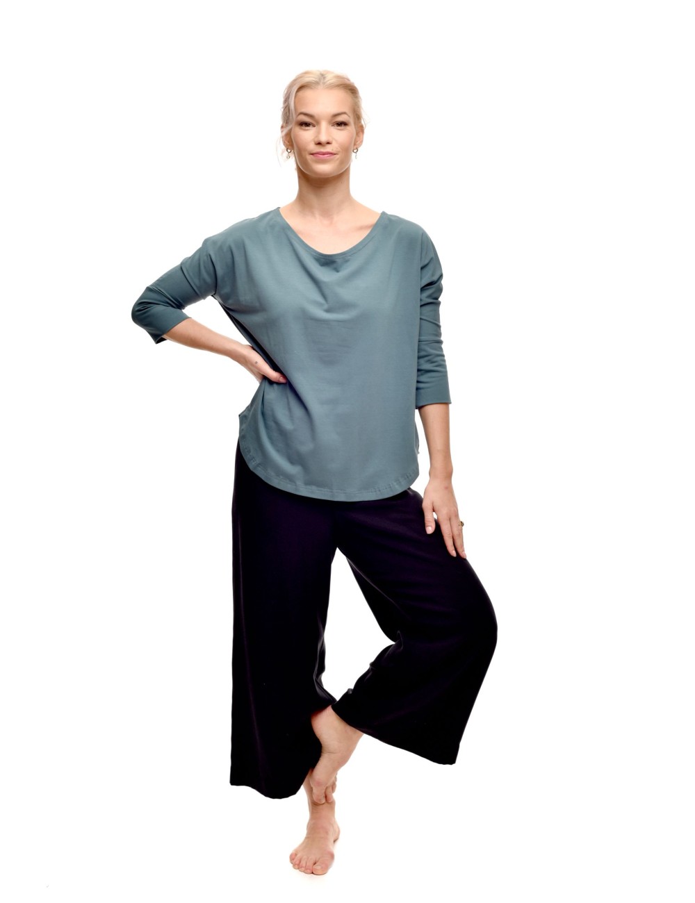 #0318 one_dizajn_tricko_petrolejove_berbere